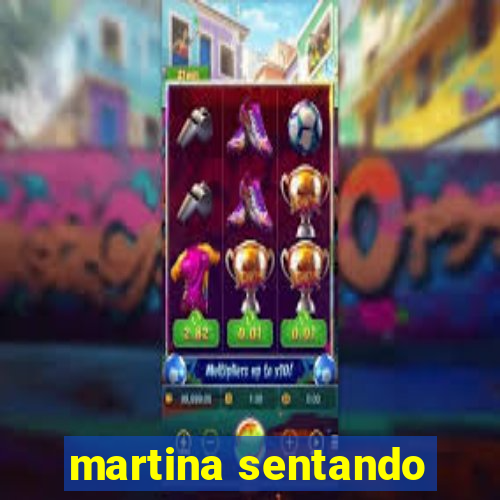 martina sentando
