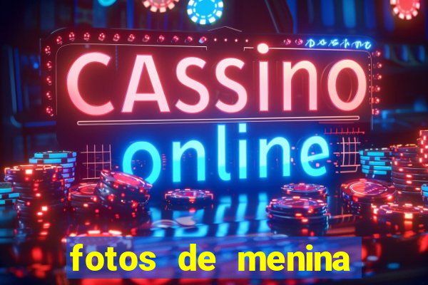 fotos de menina cacheada fake